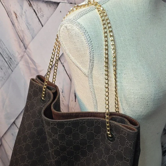 Gucci Brown Shoulder Bag with Gold Chain - Picture 3 of 13